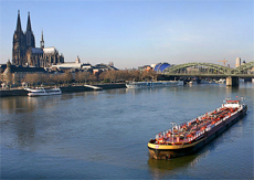 Rheinufer Köln