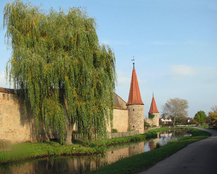 Stadtmauerpartie in Merkendorf, Mittelfranken