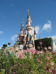 Le parc d attractions Disneyland Paris
