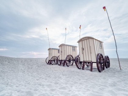 ImageBadekarren am Strand von Norderney