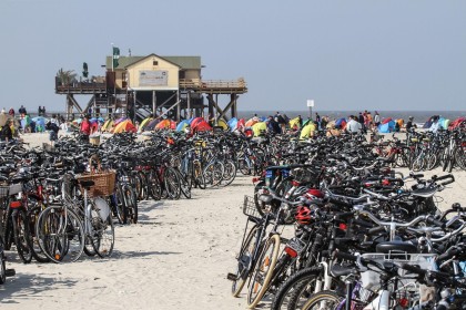 ImageFahrräder am Strand von St. Peter-Ording