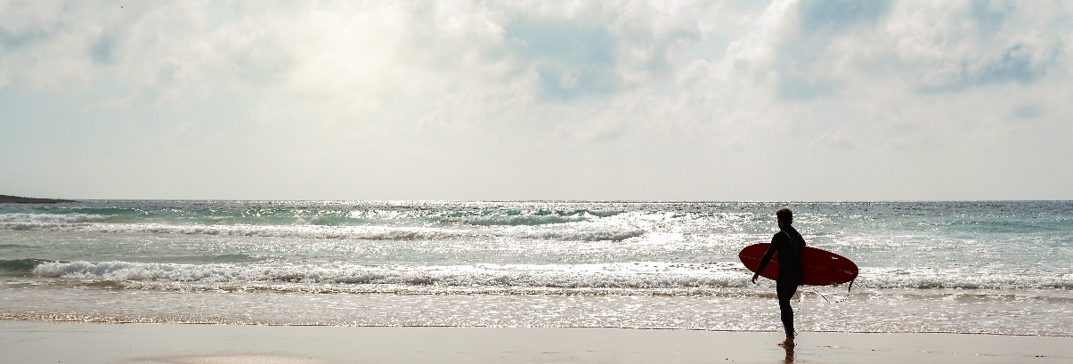 surfer-am-strand