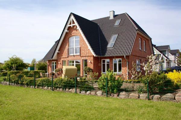 2 fahrräder ferienwohnung fehmarn