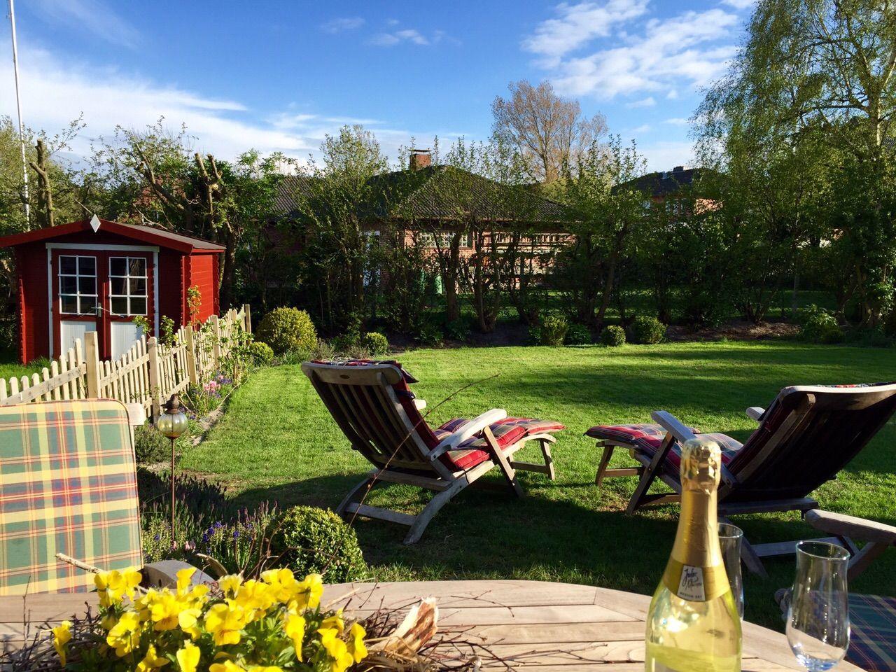 Großer Garten zum Entspannen