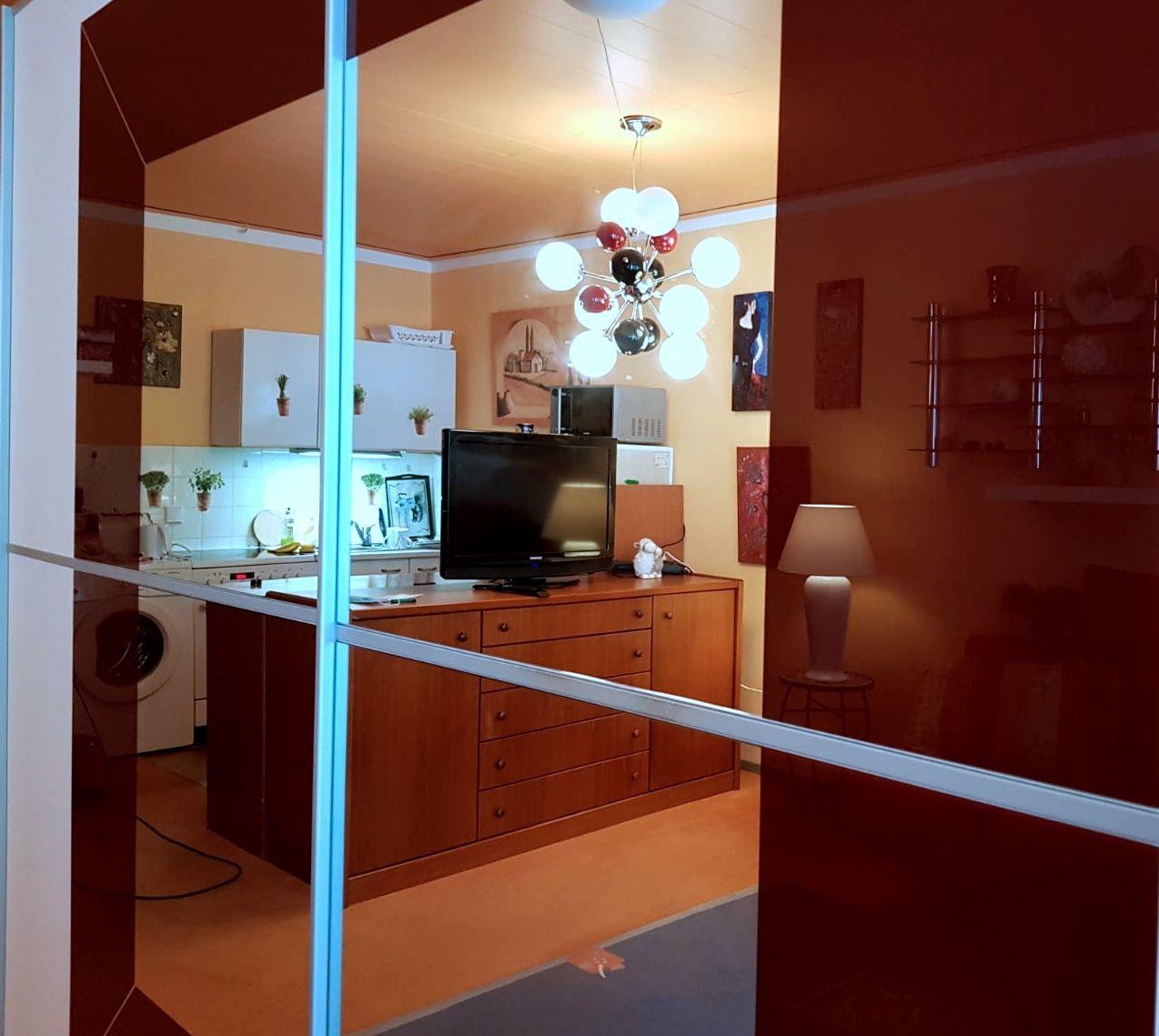 Der große Schlafzimmer Spiegelschrank