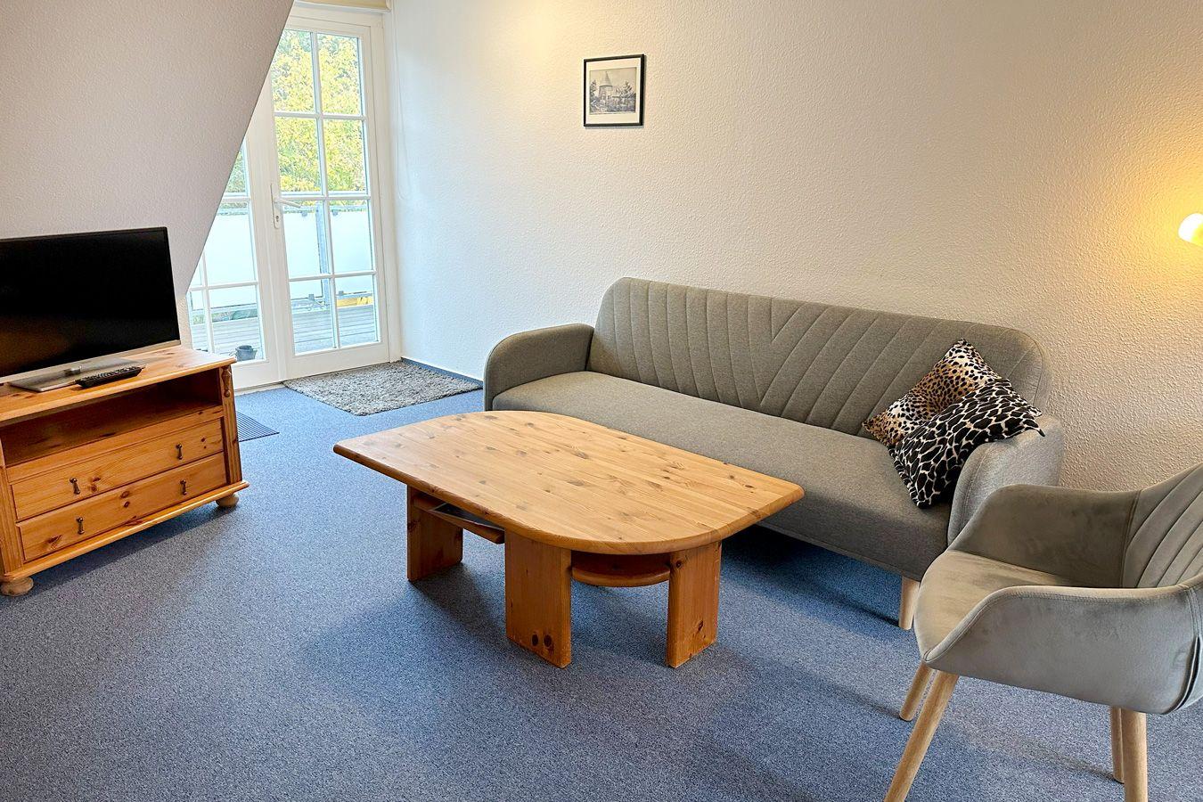 Zugang zum Zimmer über eine Außentreppe