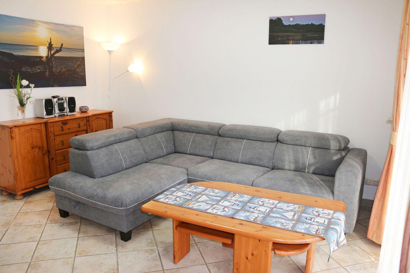 große, gemütliche Couch