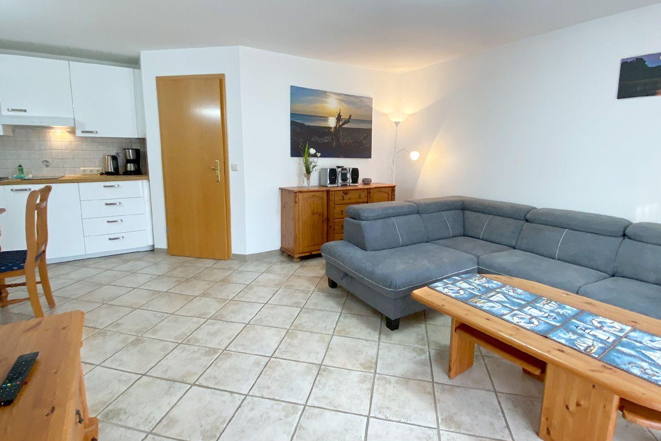 Wohnzimmer mit Küchenteil