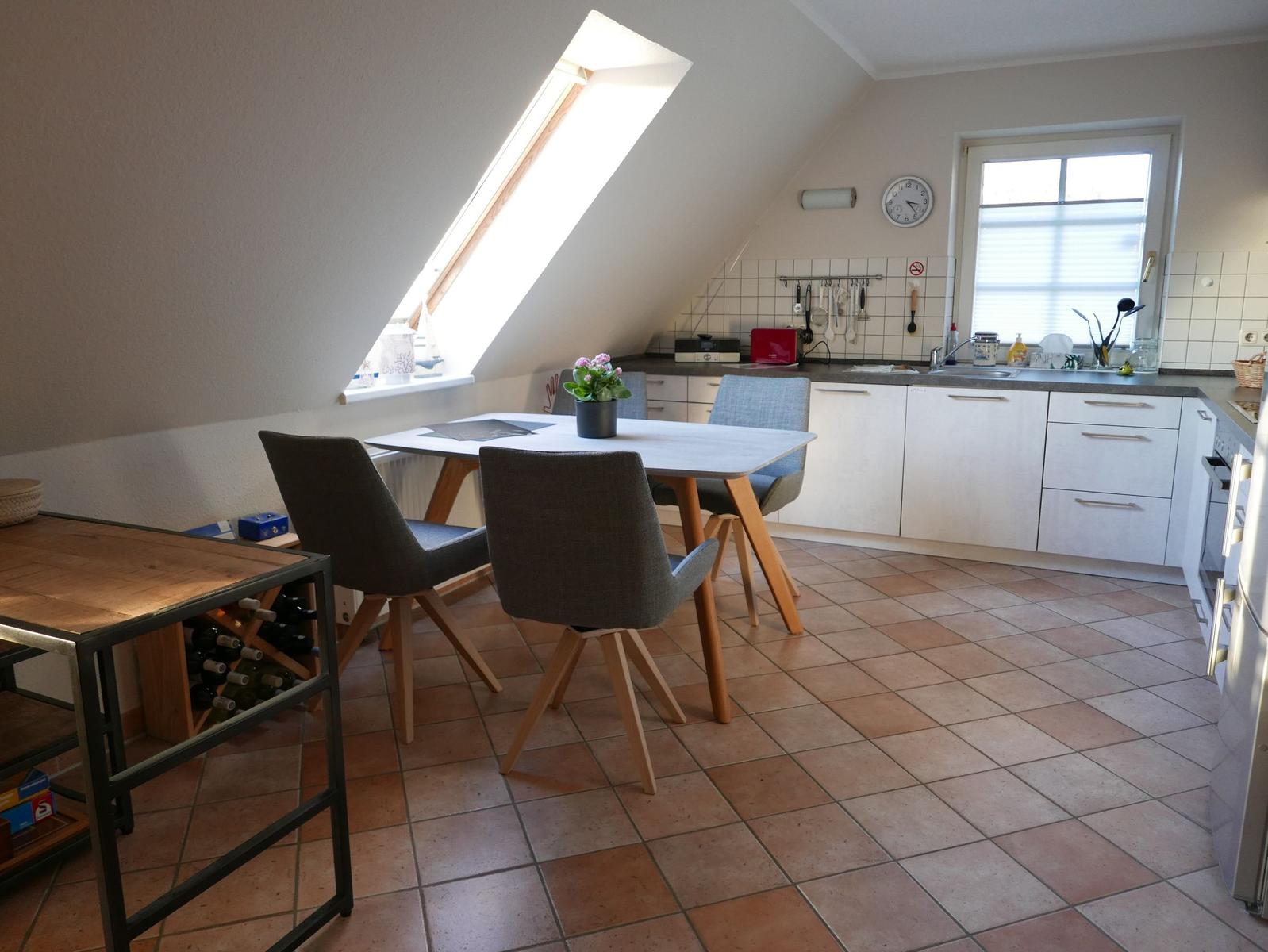 Essecke und Küchenzeile