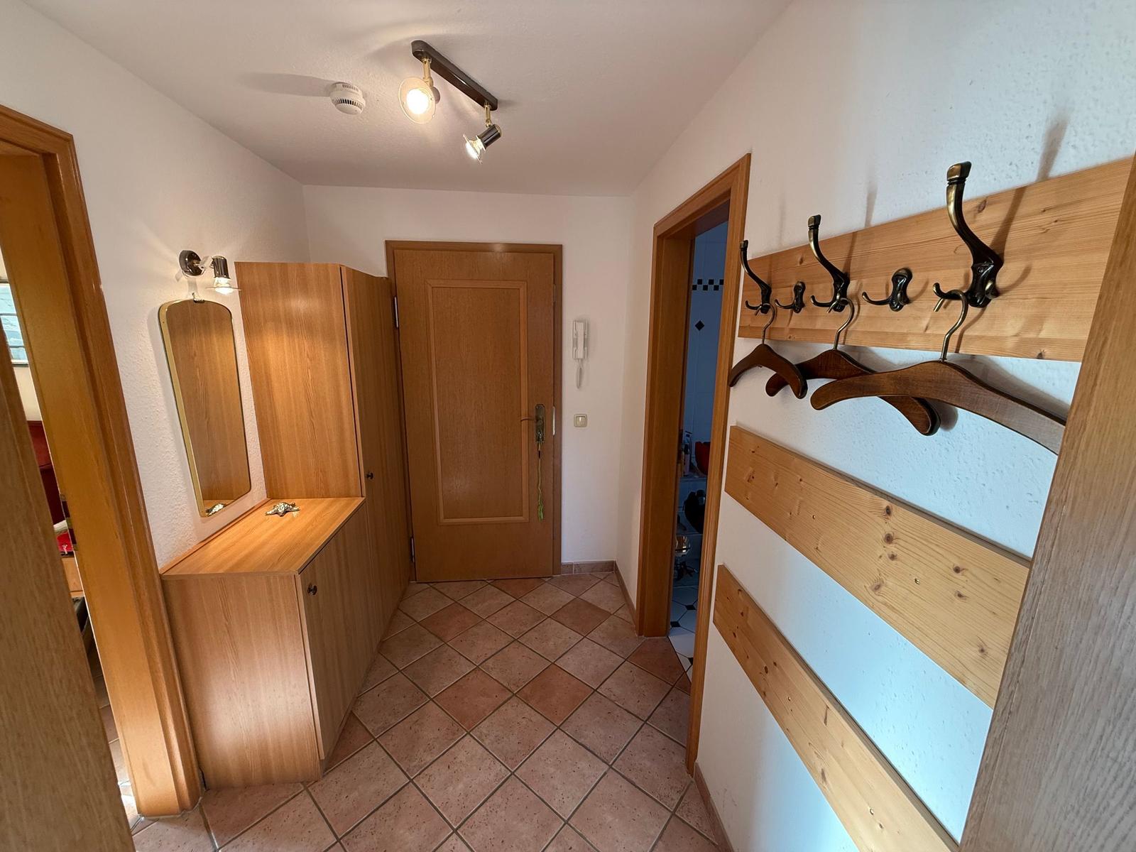Eingangsbereich/Flur mit Garderobe