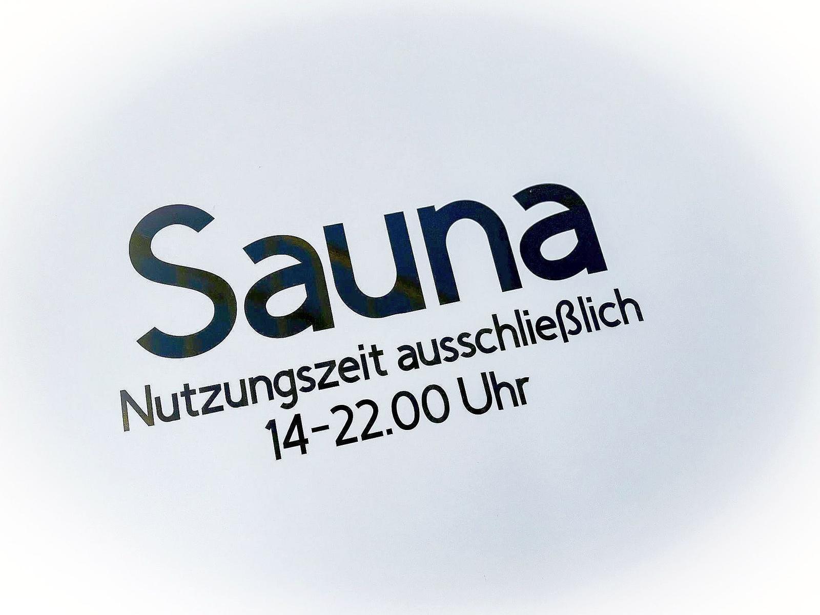 Sauna available from 14 to 22 hours.