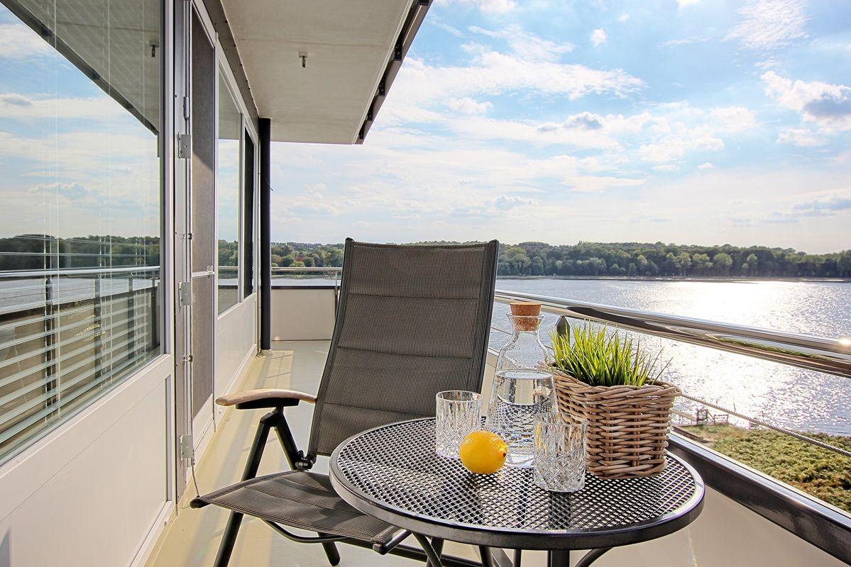 Balkon mit Blick zur Ostsee und zum Binnensee