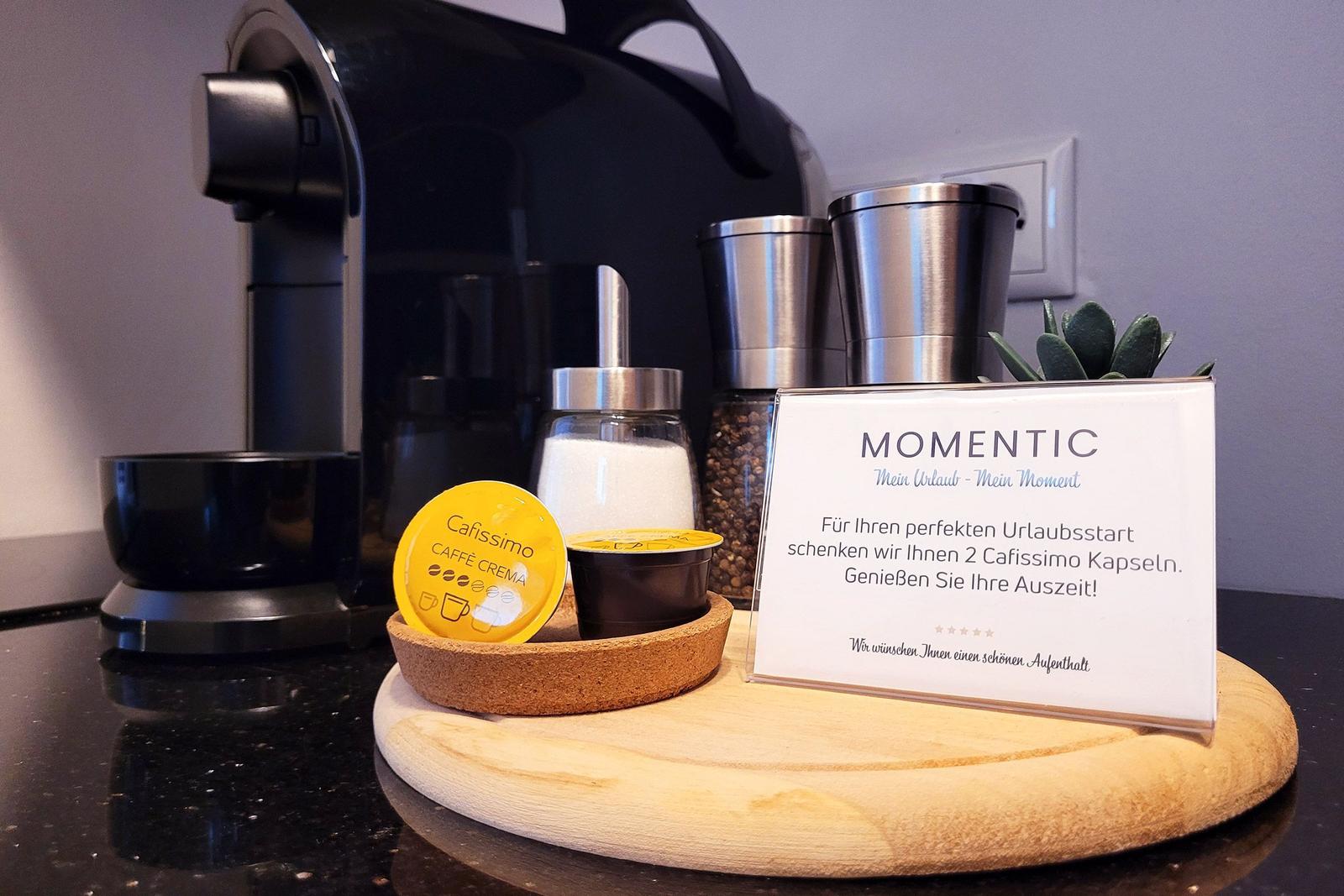 Caffissimo Kaffeemaschine mit 2 Willkommens-Pads