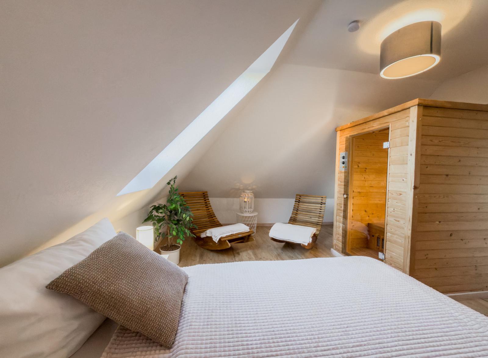 Schlafzimmer mit Sauna