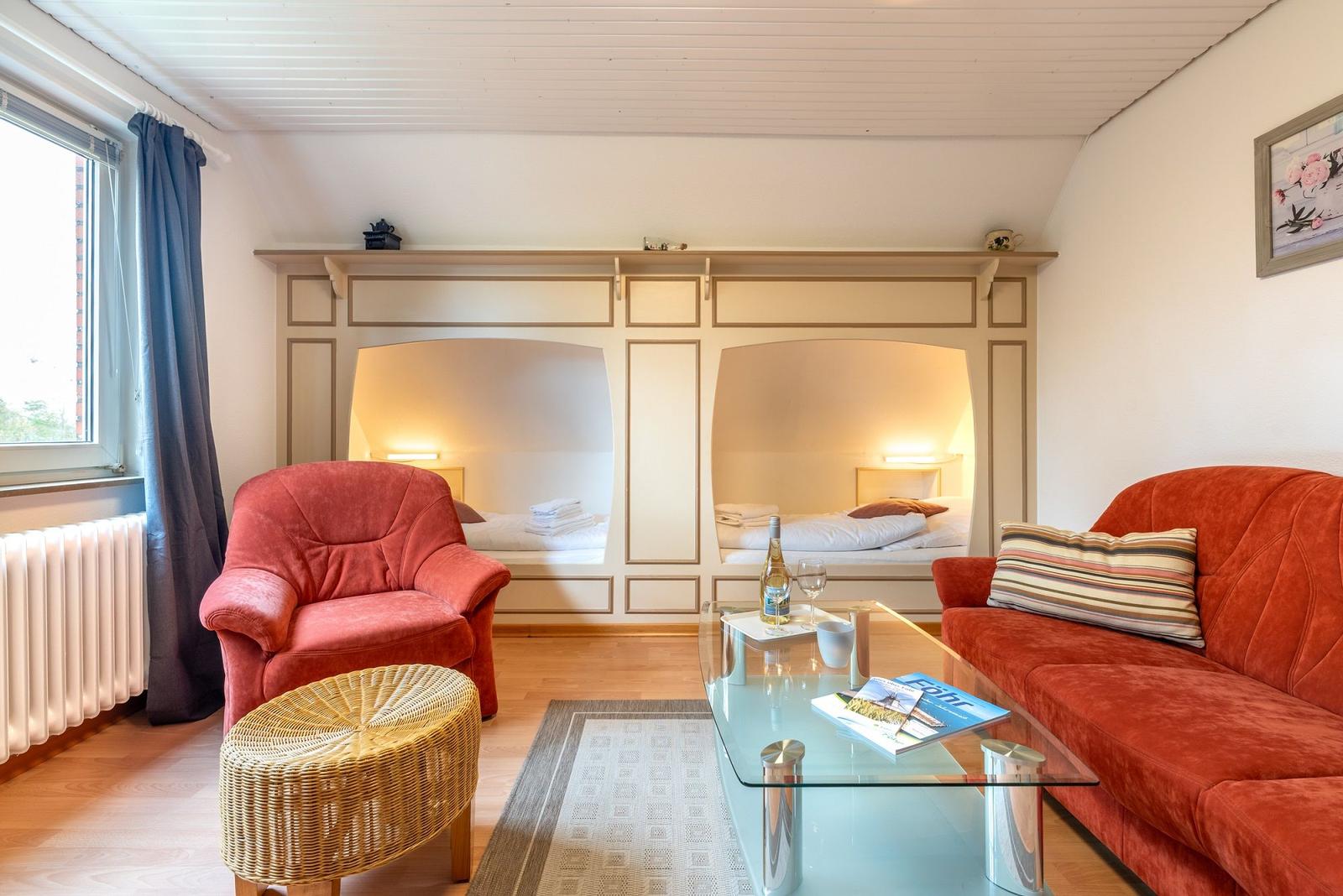 Blick zu den Alkovenbetten (190x90)