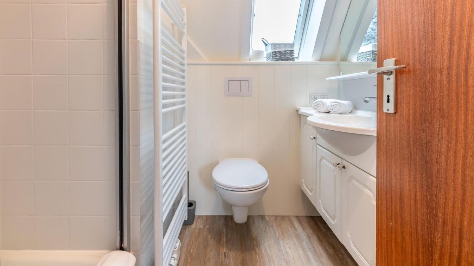 Blick in das Duschbad