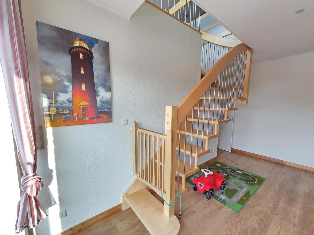 Treppe zum Schlafraum im Wohnraum