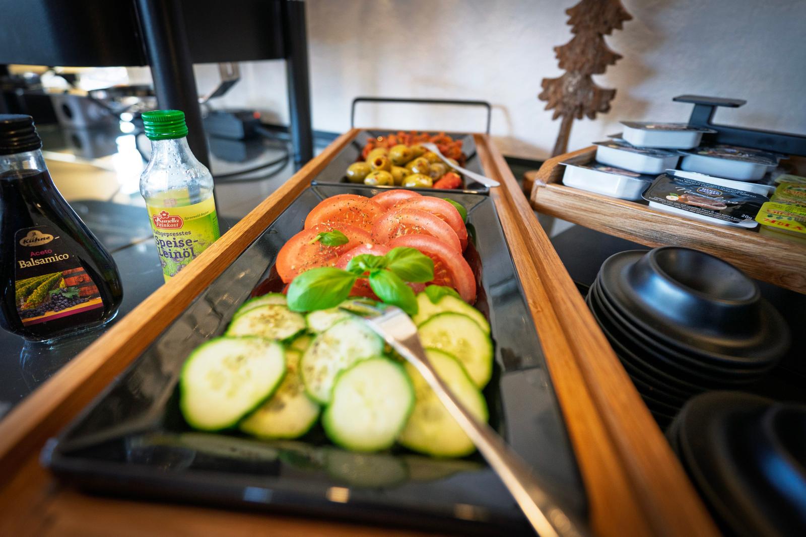 ...Details des reichhaltigen Frühstückbüffets...