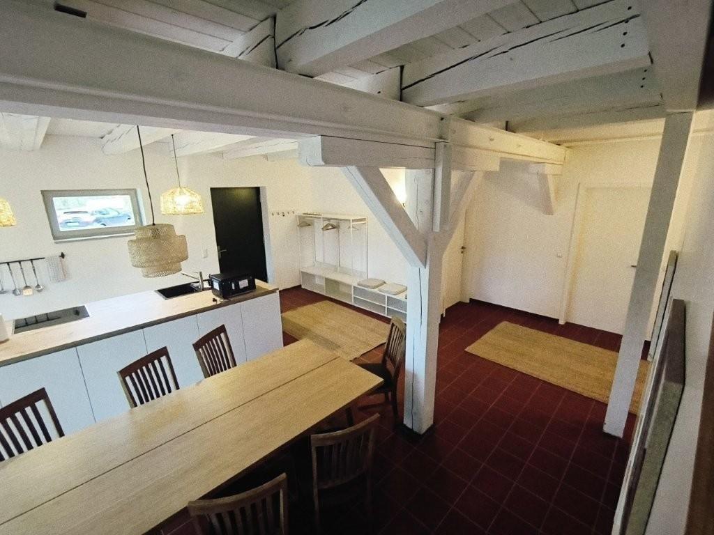 Eingangsdiele mit Küche und großzügigem Eßbereich Whg Peter Paulsen