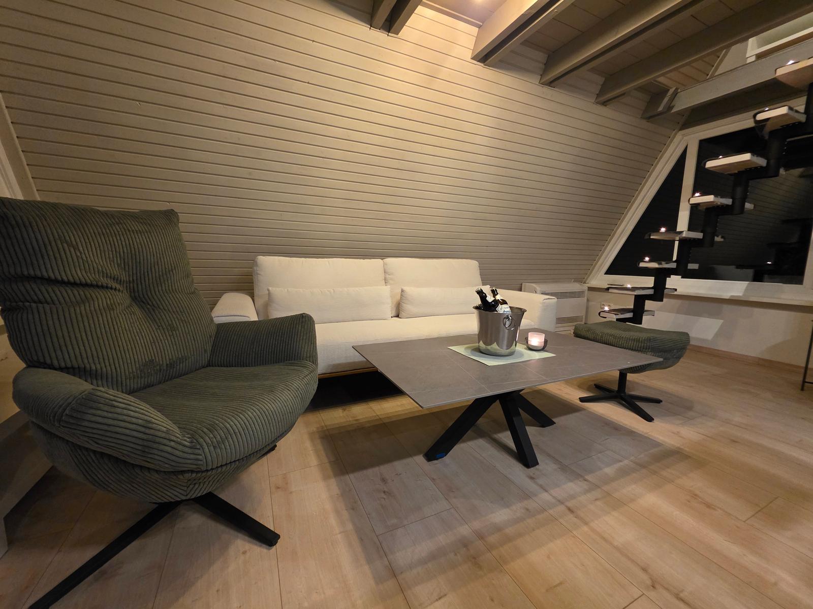 In unserem Wohnbereich kann man sich richtig wohlfühlen.