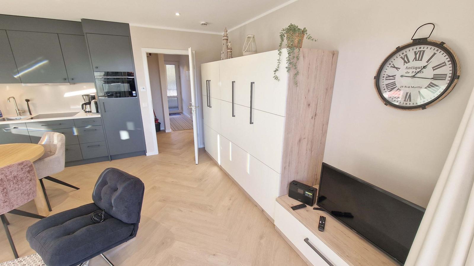 Wohnzimmer mit Smart-TV...