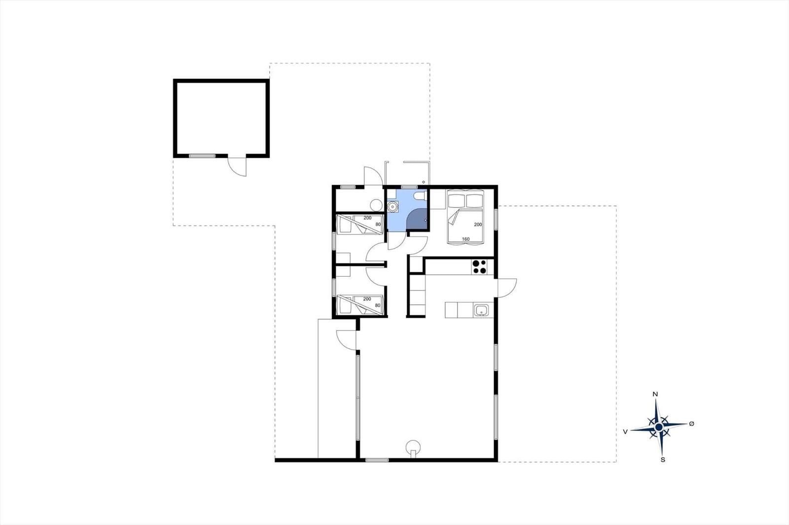 Grundriss einer Wohnung mit drei Schlafzimmern, Küche und Bad.