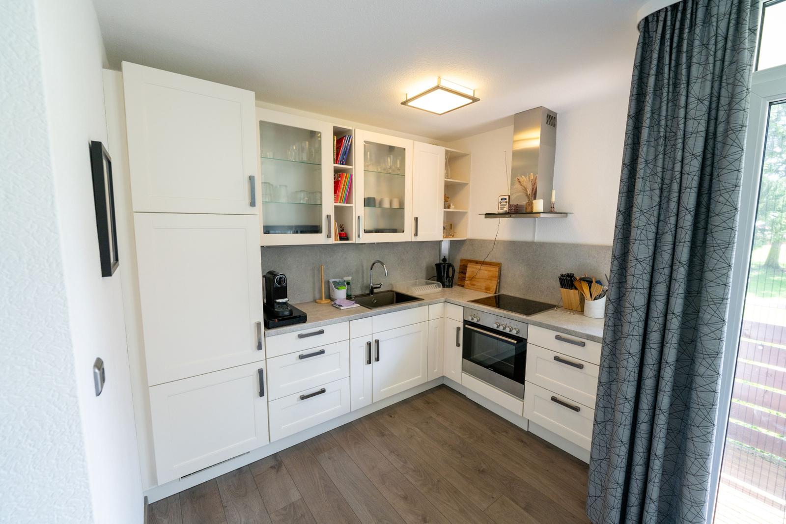 Die Küche ist mit allem Nötigen ausgesattet.