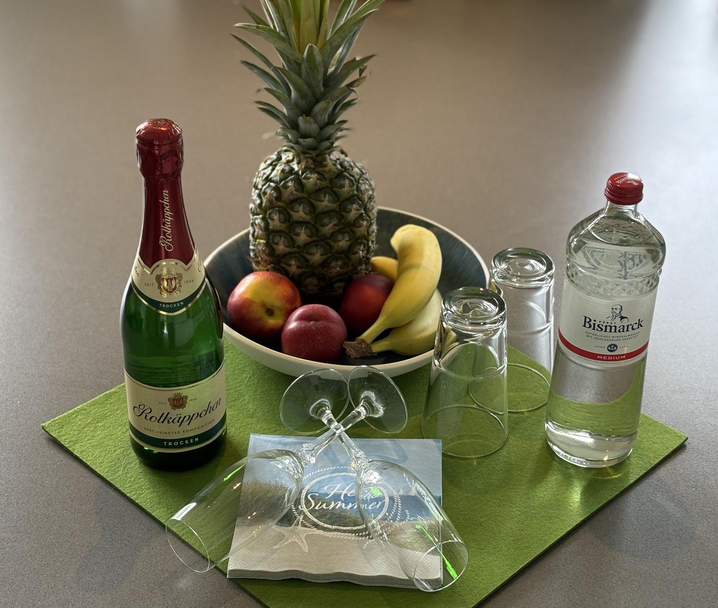 Begrüssung Sekt und Wasser