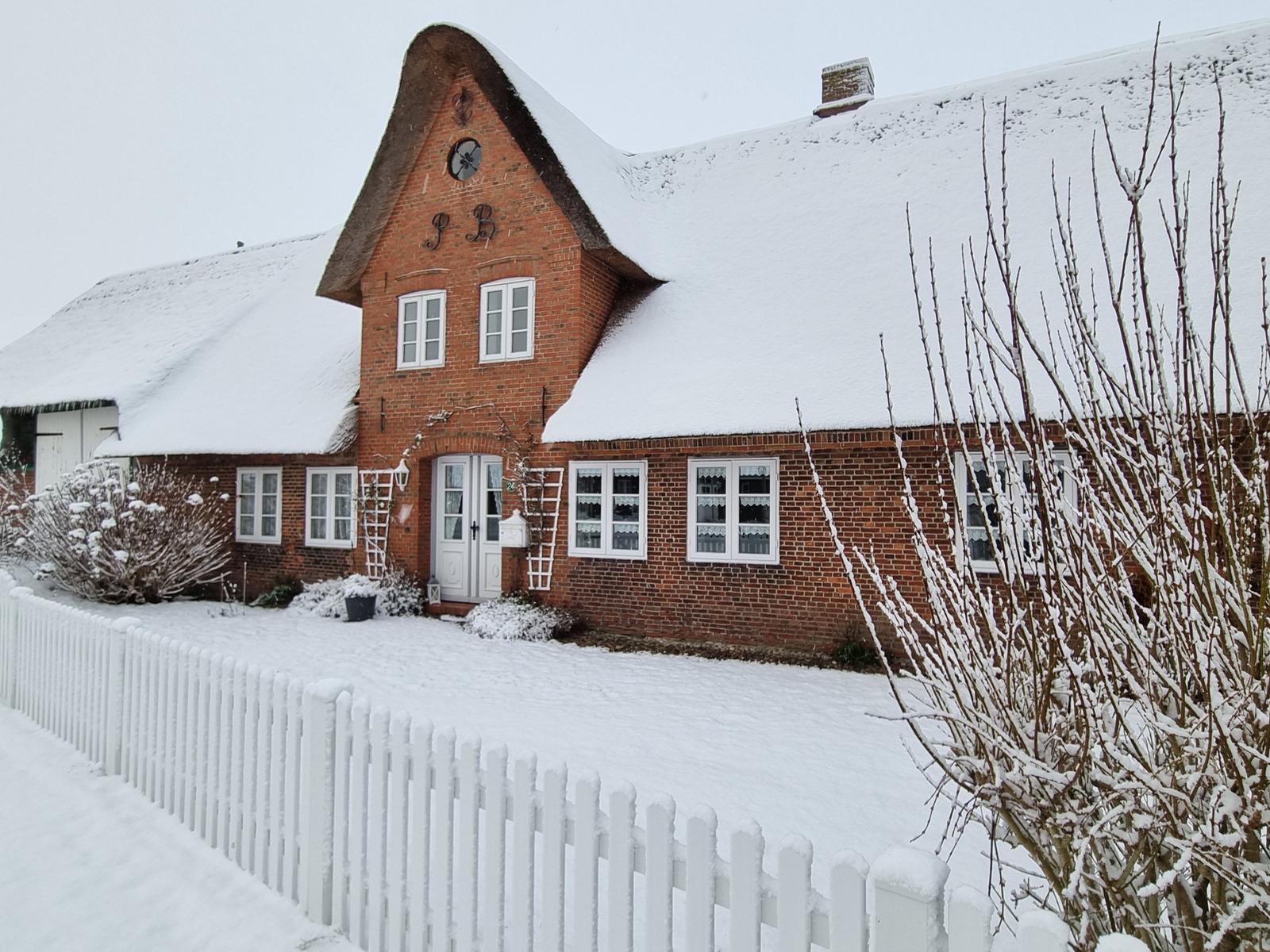 Eingang FHH Jansen im Winter 2026