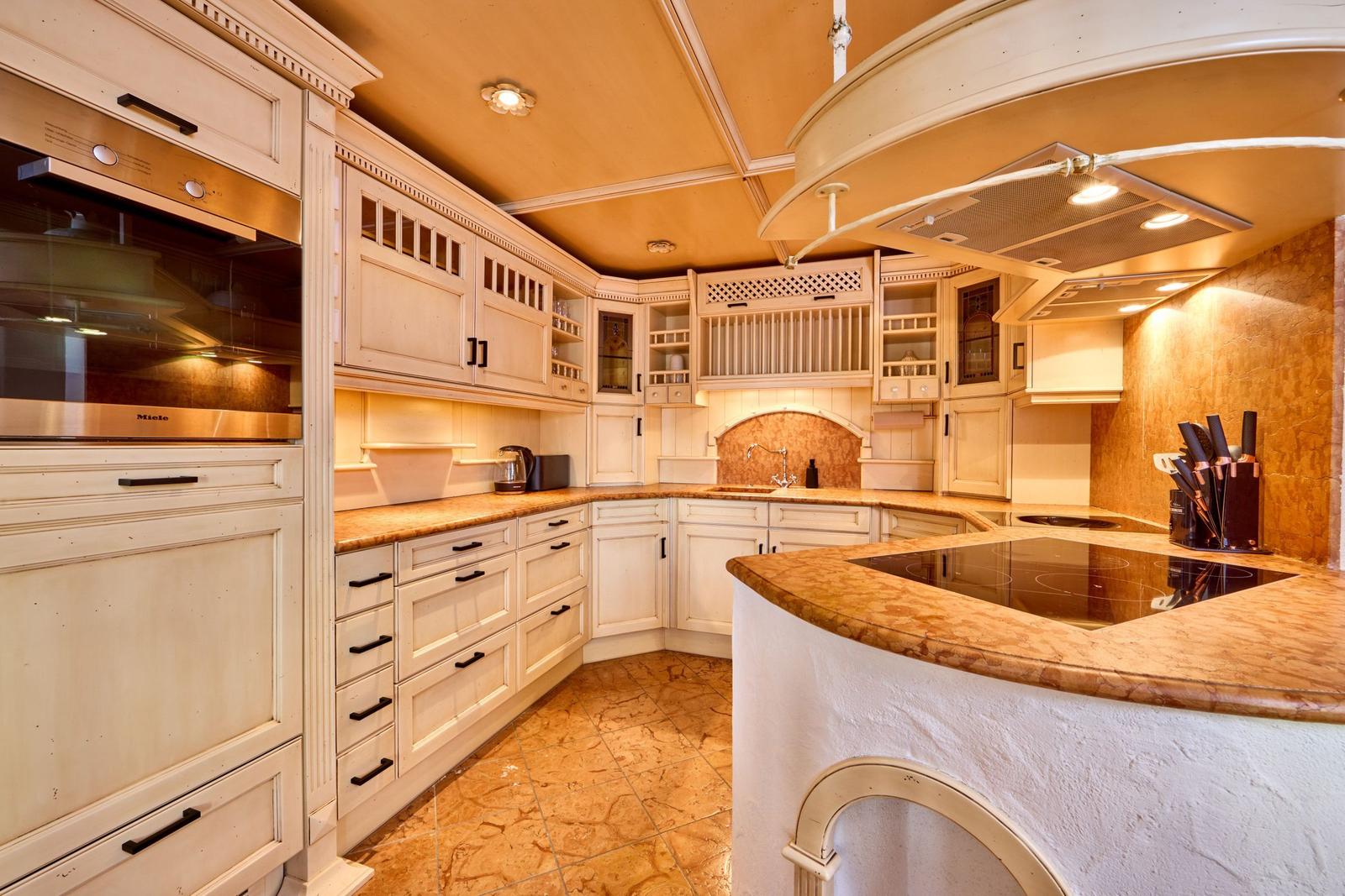 Küche / Küchenzeile