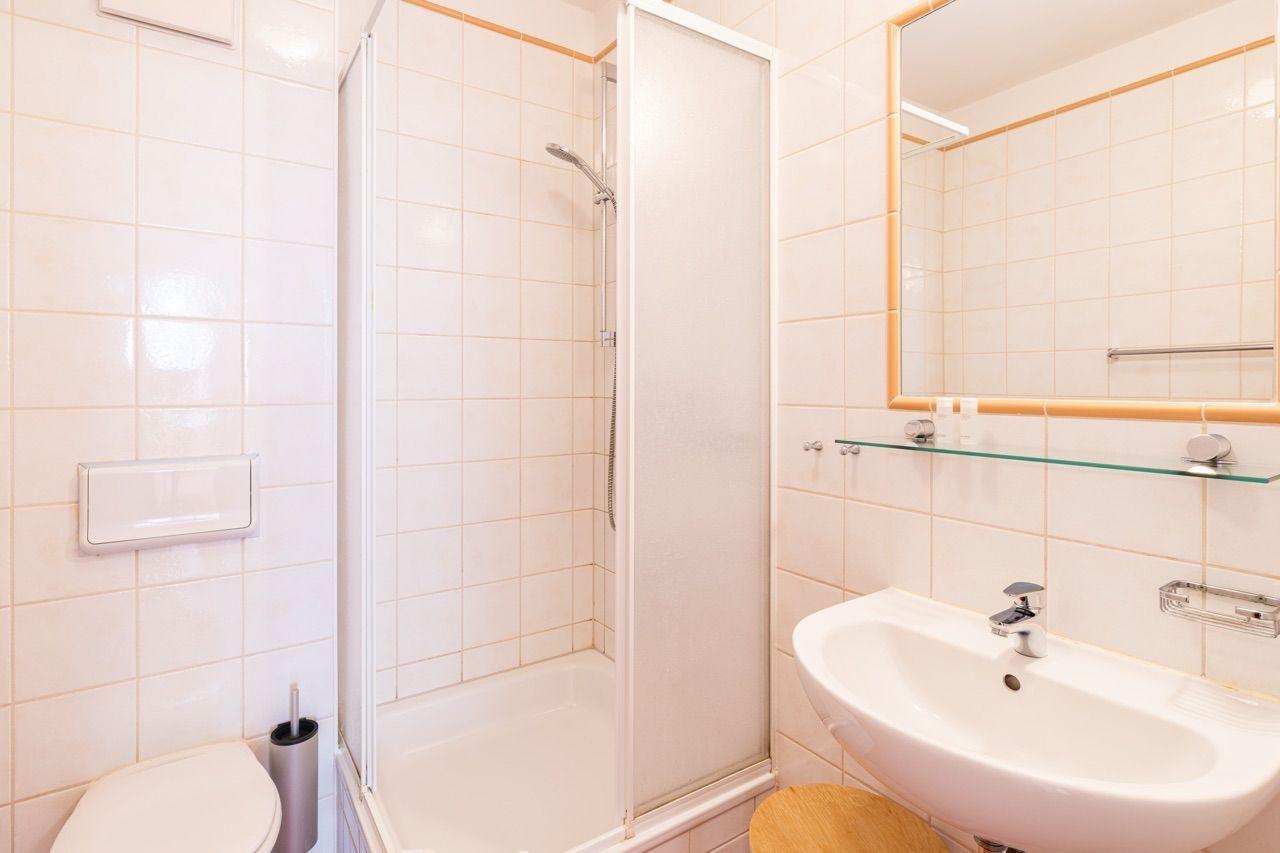 Komfortables Badezimmer für entspannende Momente.