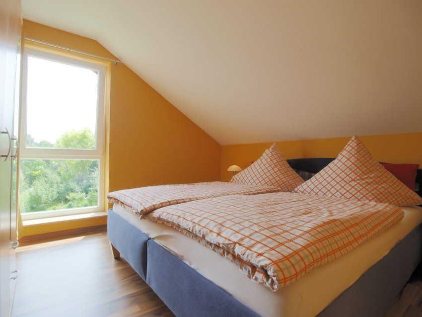 2. Schlafzimmer