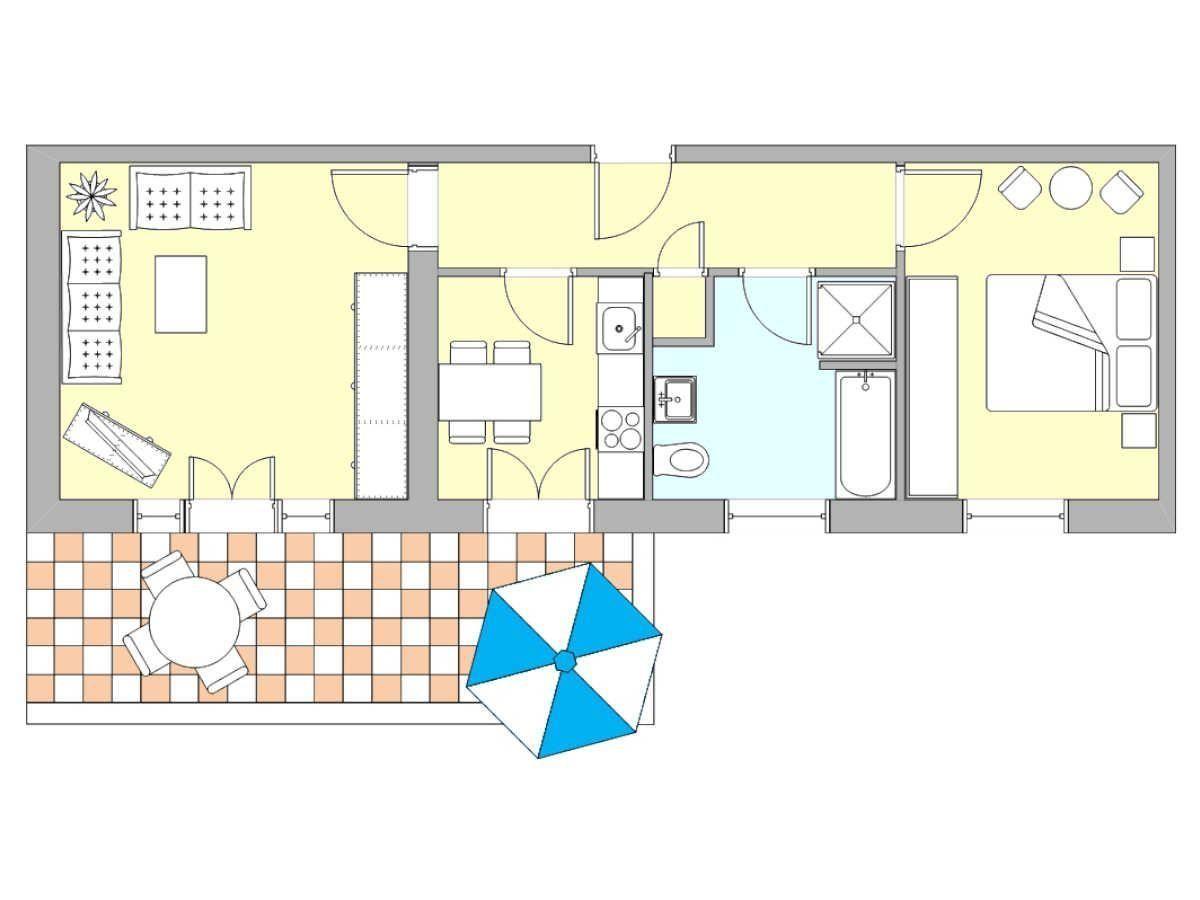 Wohnung mit Küche, Bad, Schlafzimmer und Terrasse mit Tisch und Sonnenschirm.