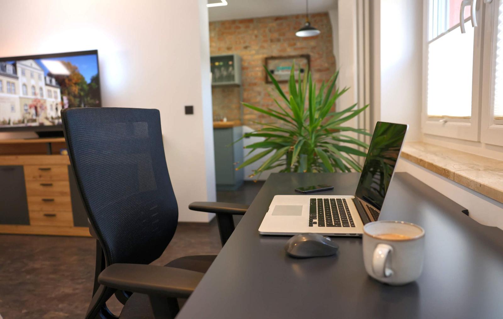 Comfortable workplace for concentrated work