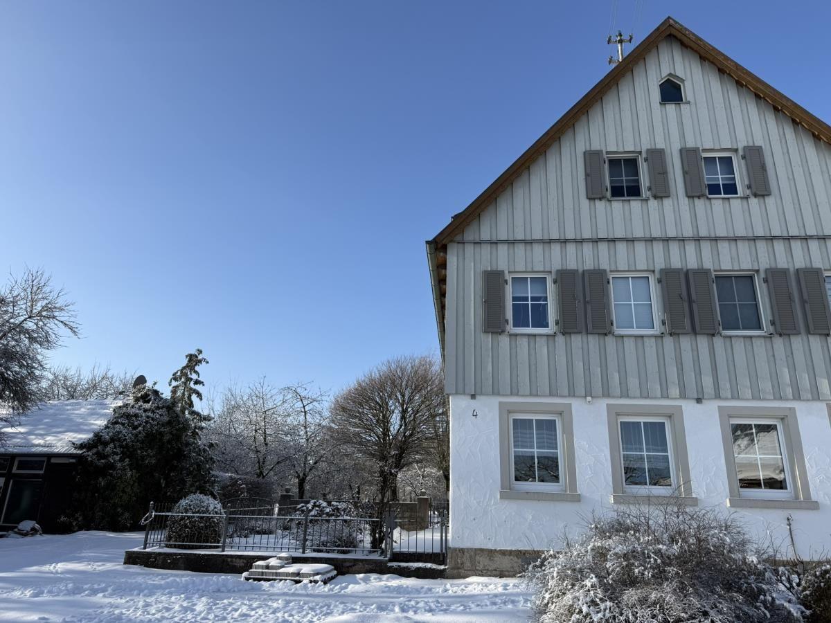 Dieses wunderbare, alte Bauernhaus heißt seine Gäste herzlich willkommen.