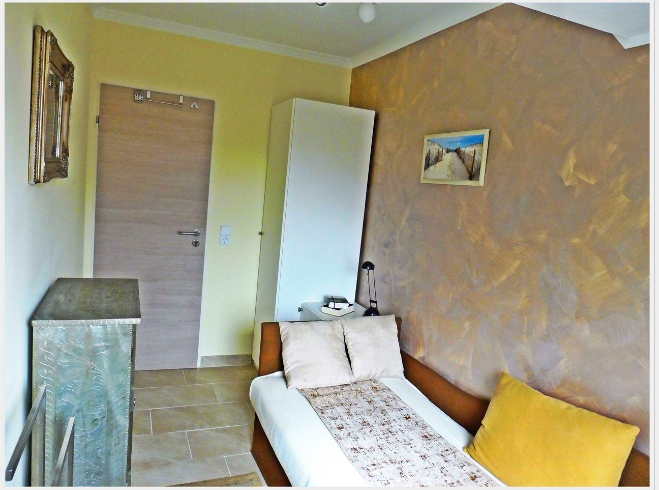 Einzelzimmer mit 2. TV