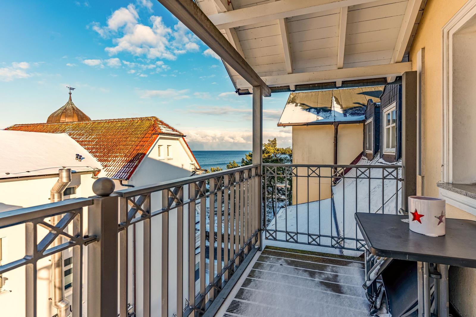Balkon mit Meerblick
