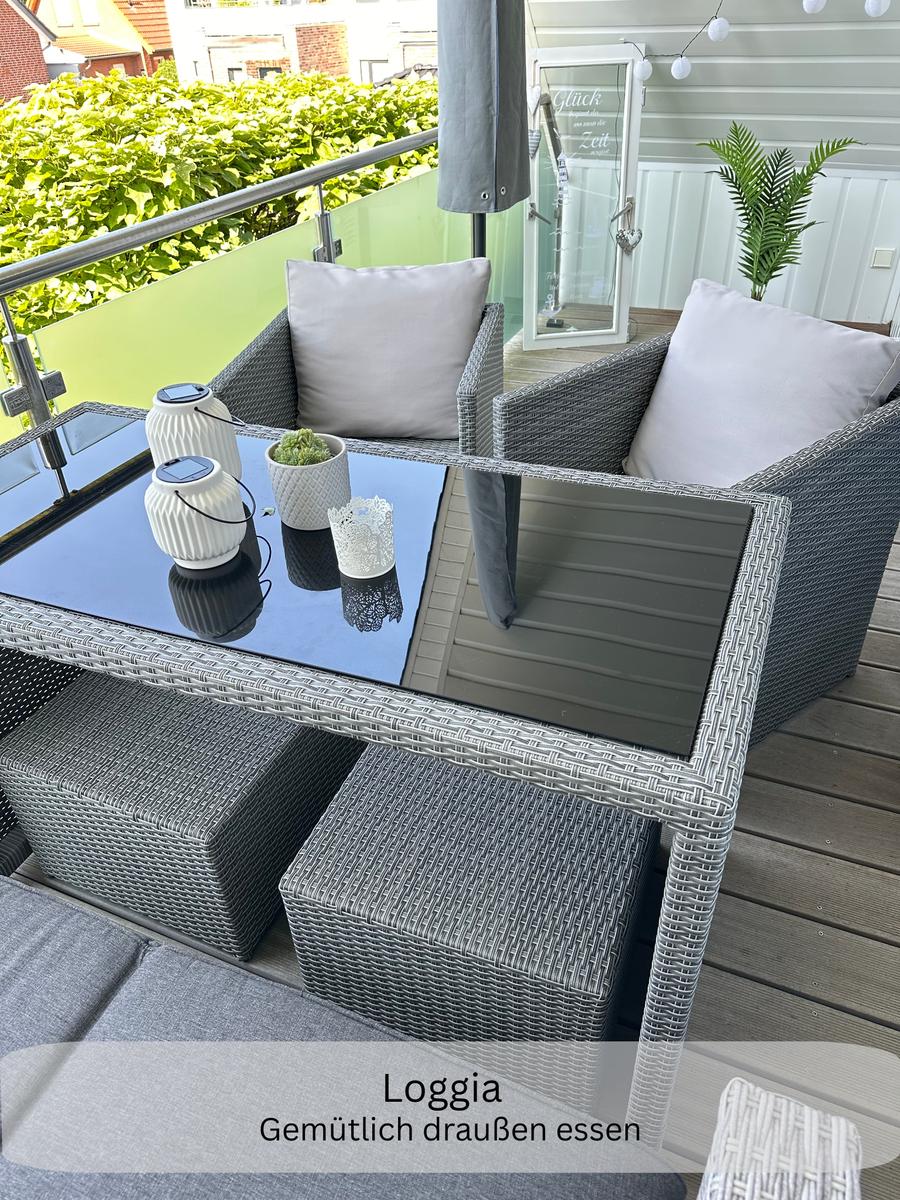 Loggia - nachmittags und abends Sonne.