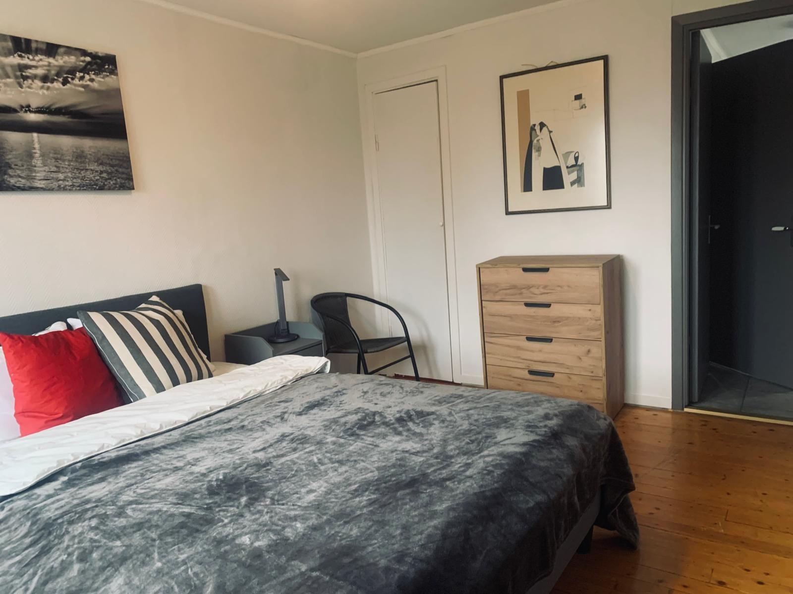 Schlafzimmer 2