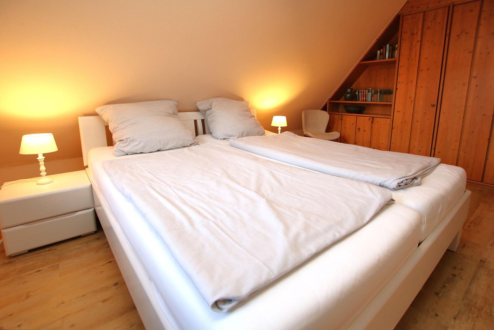 gemütliches Doppelbett