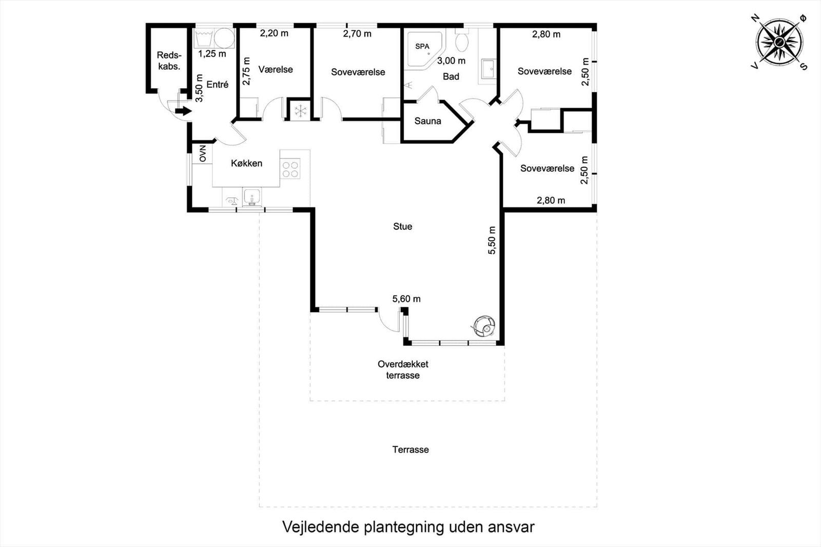 Die Wohnung hat drei Schlafzimmer, eine Küche, eine Sauna und eine überdachte Terrasse.