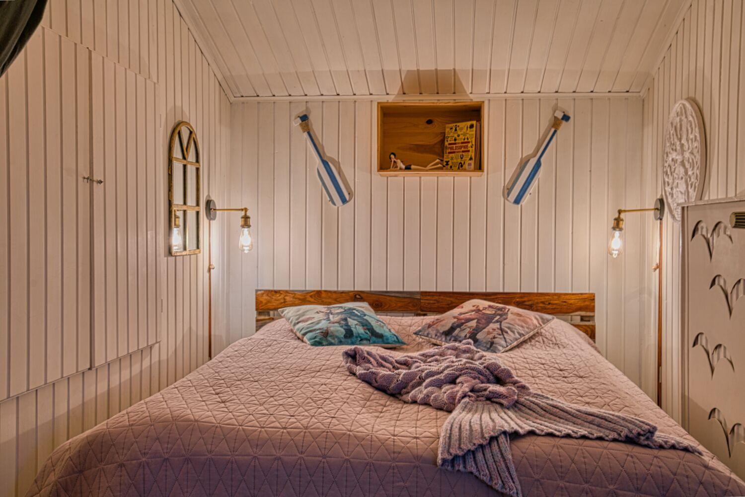 Von hier aus könnte man sitzend aufs Meer blicken - stünde der Deich nicht davor!