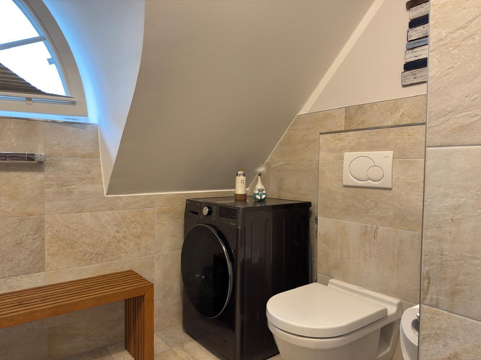 Waschmaschine und WC