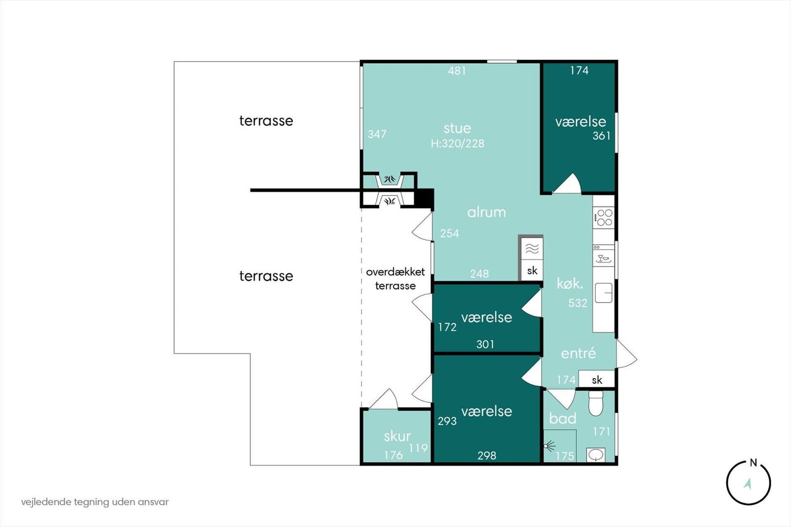 This apartment has a terrace, kitchen, three bedrooms, and a bathroom.