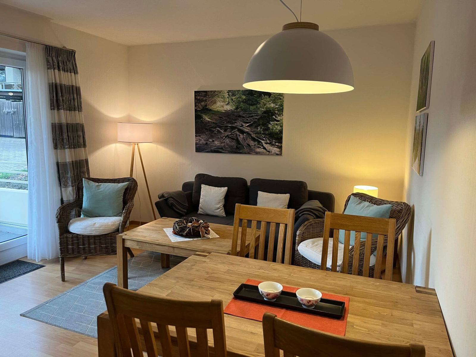 Wohn-/Schlafbereich mit offener Küche