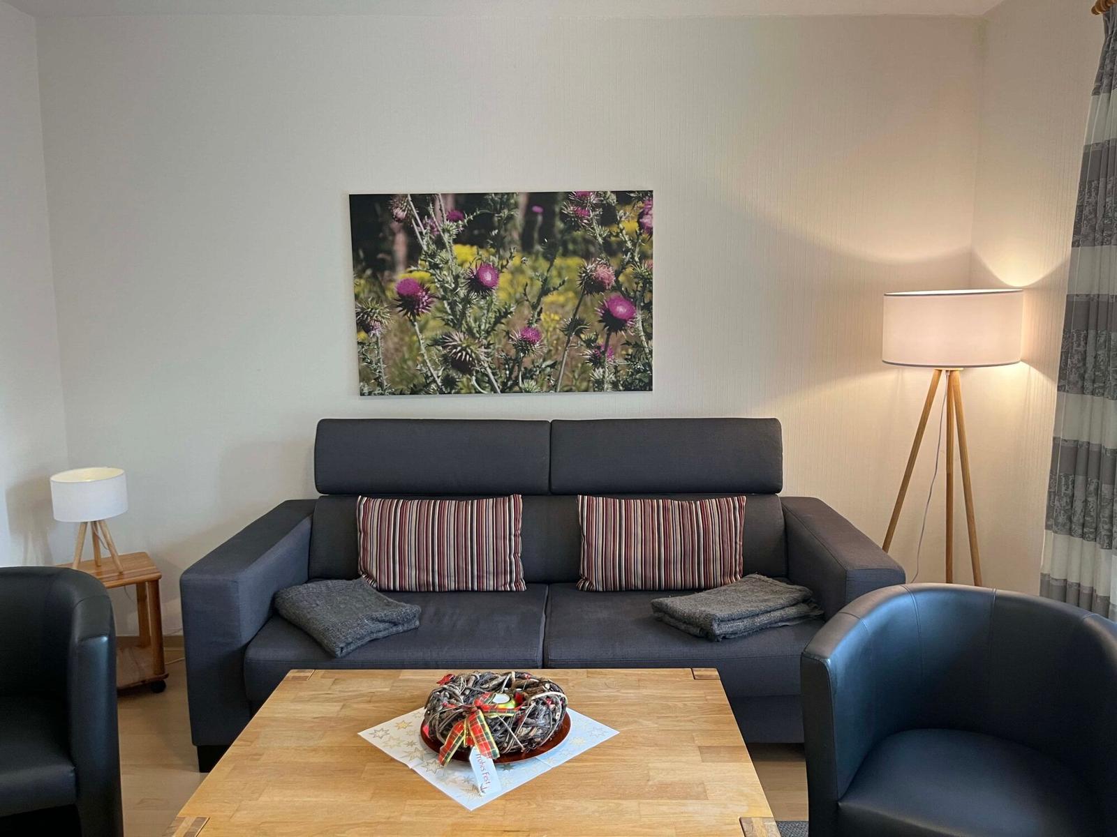 Wohn-/Schlafbereich mit offener Küche