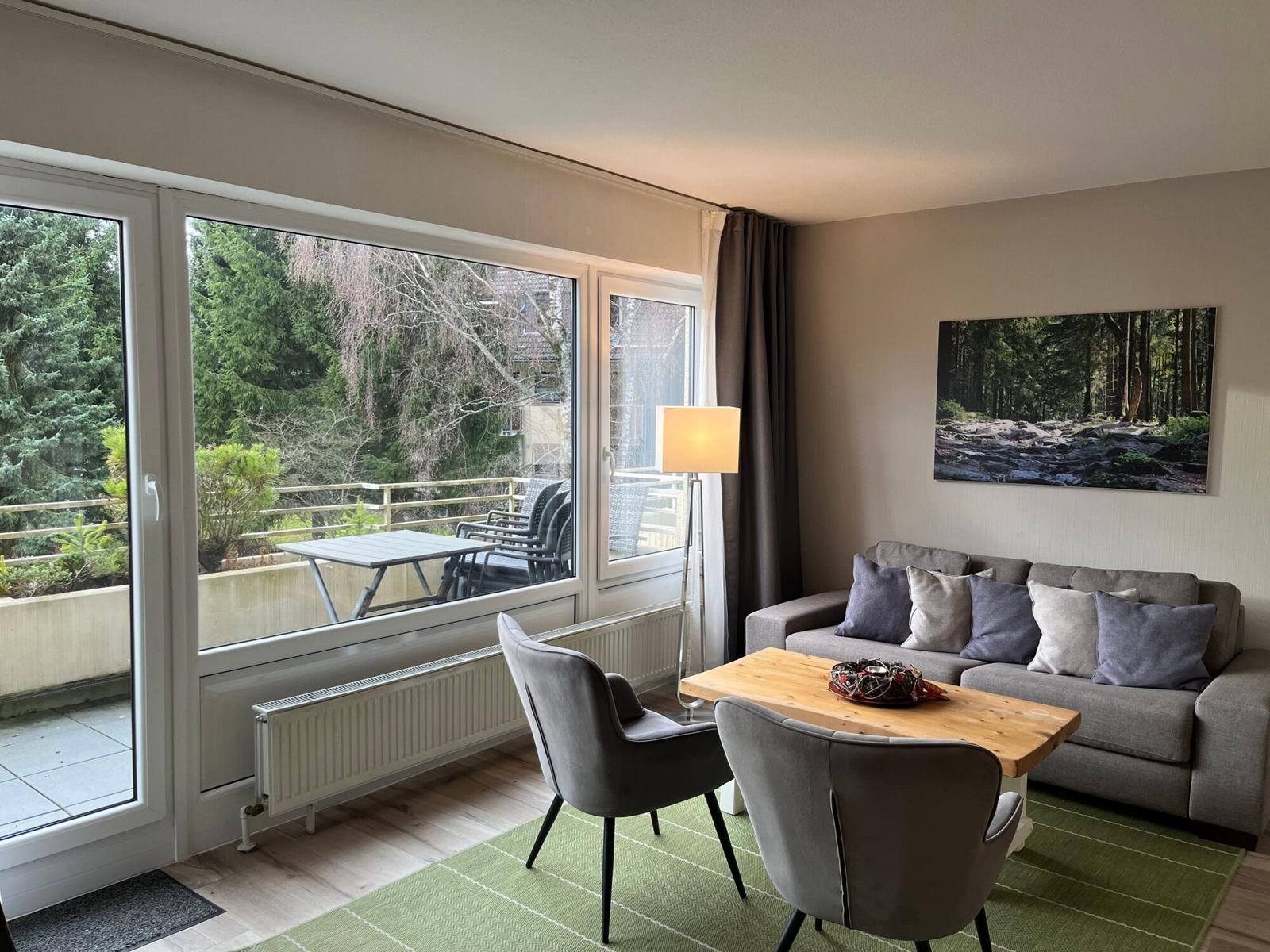 Wohn-/Essbereich mit offener Küche