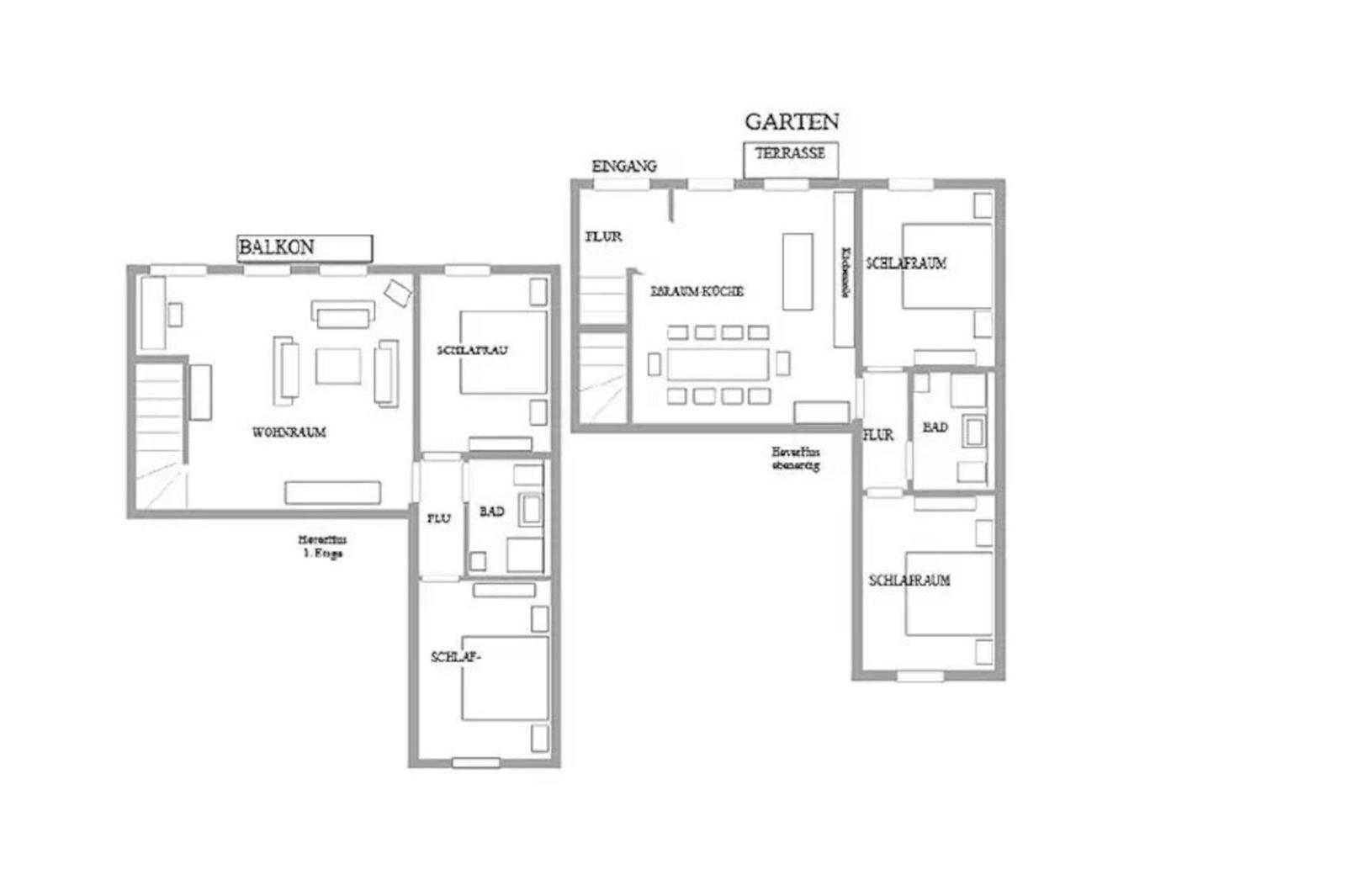 Zwei Etagen mit Wohnraum, Schlafzimmern, Bad und Küche. Garten und Terrasse vorhanden.