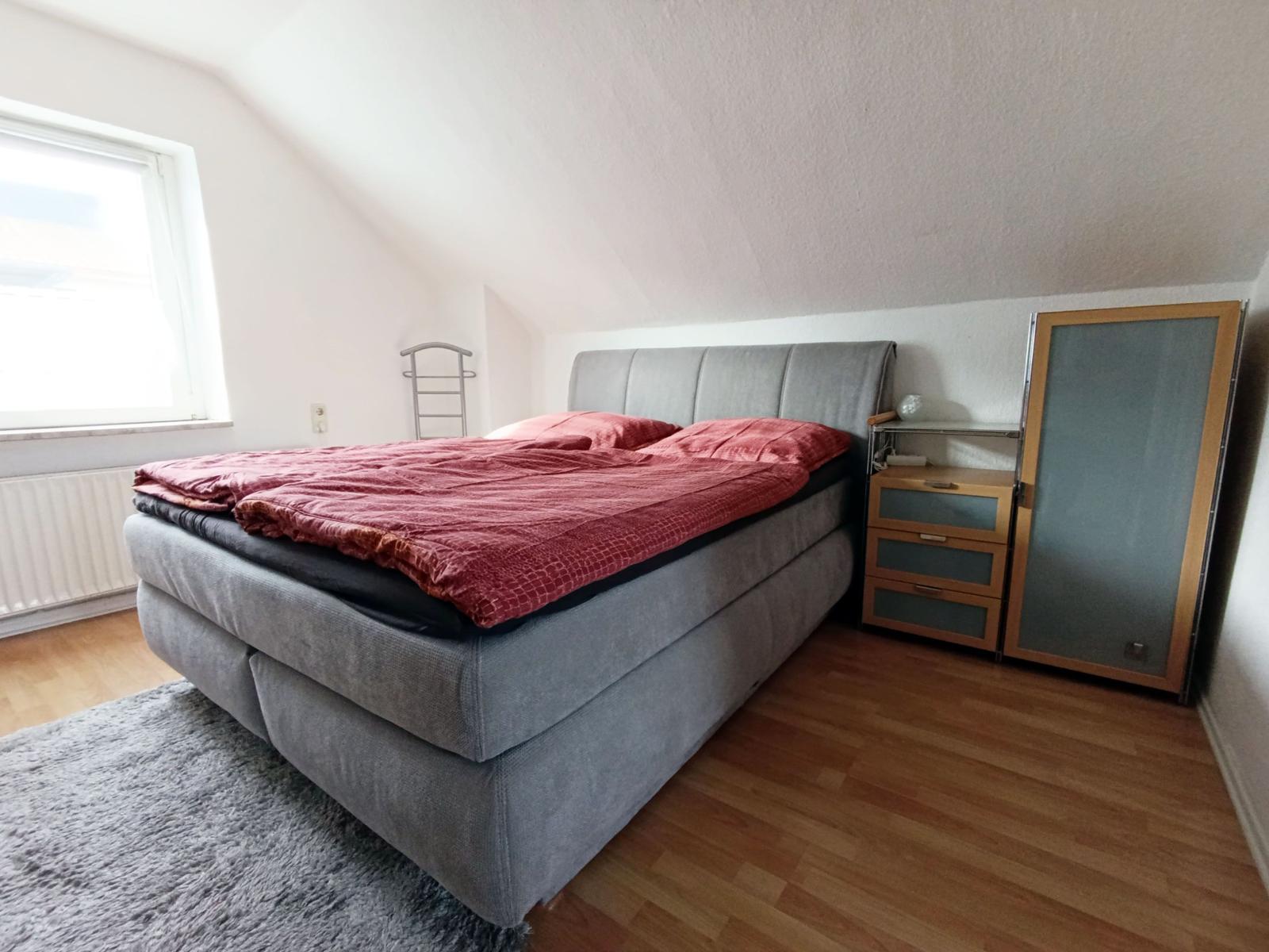 Modernes Boxspringbett 160 x 200 cm im OG