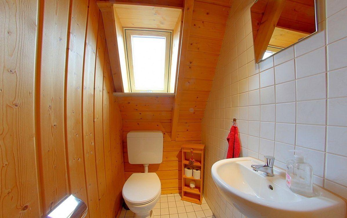 Gäste-WC im Obergeschoss